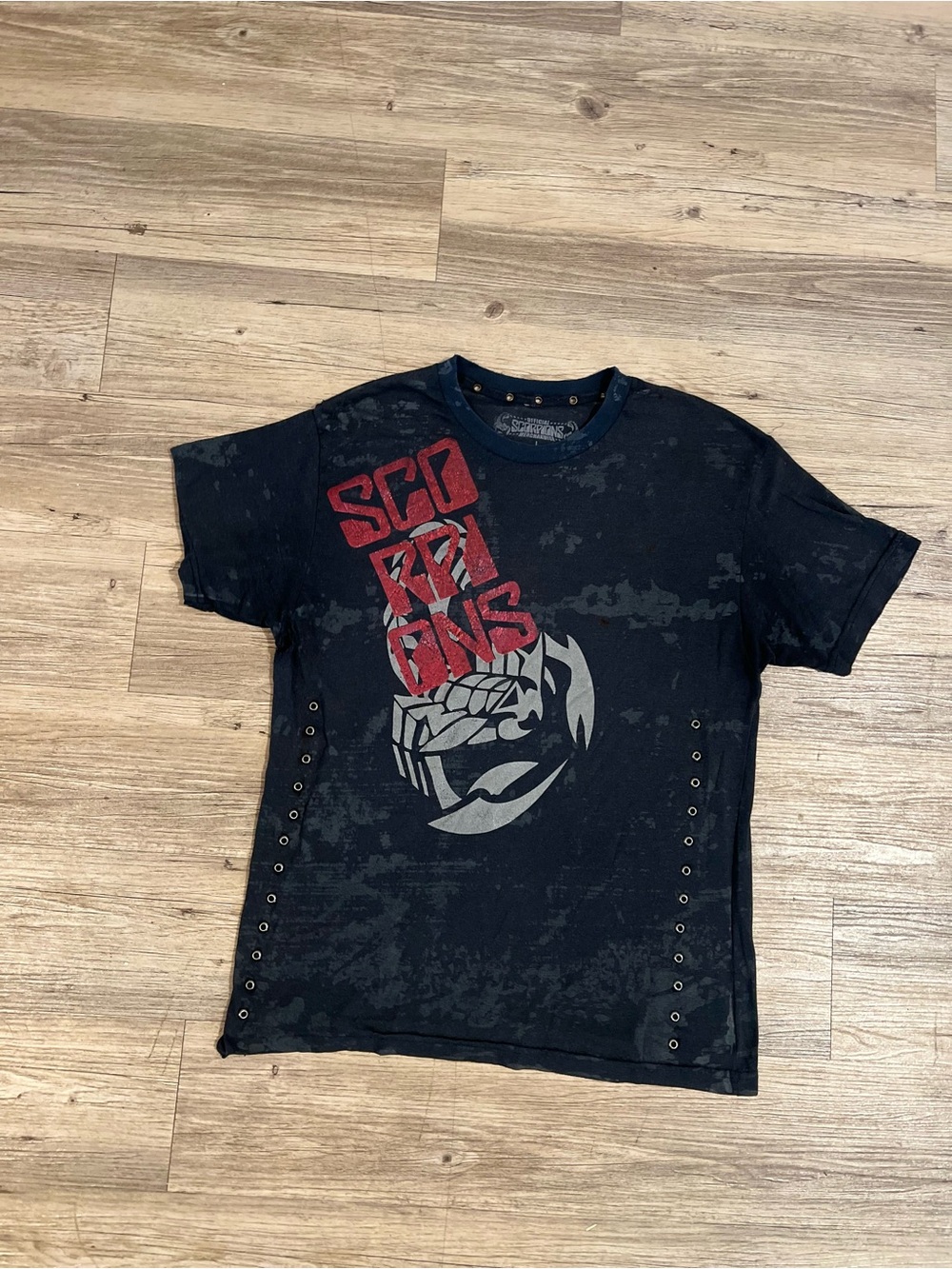 Official Scorpions Merchandise Black T Shirt Size Large for Men’s